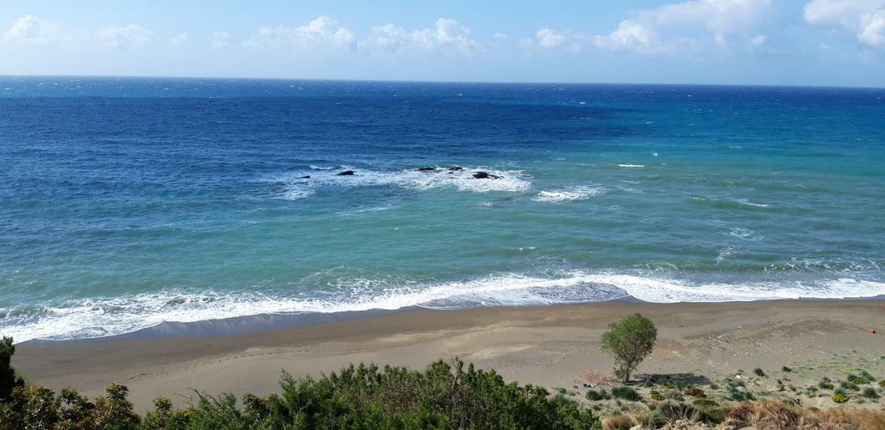 San Georgio Hotel Tsoútsouros Dış mekan fotoğraf